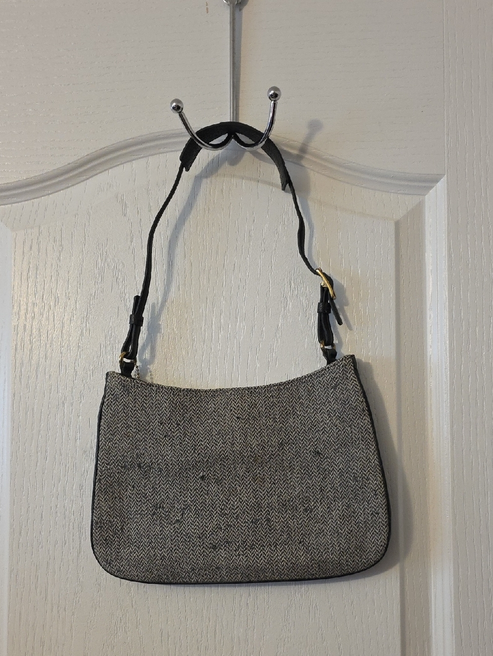 VINTAGE RARE COACH Stylish Gray Herringbone Shoulder Bag - Neutral Everyday Tote